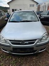 Opel Corsa C - Opel Corsa aus 2004 mit Diesel-Antrieb