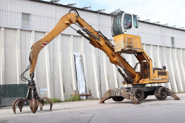 Liebherr A 924 C Umschlagbagger