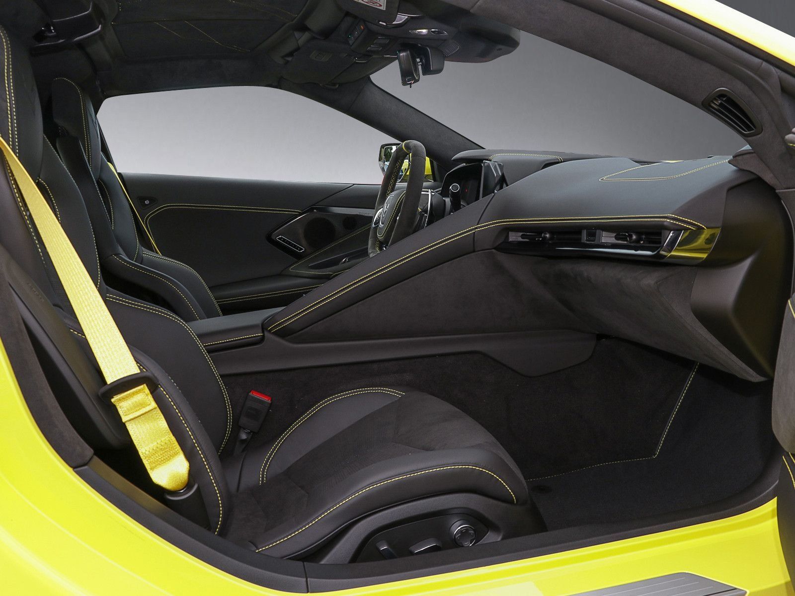 Corvette C8 Stingray Coupe 6,2 V8 3LT Europamodell STEPPE