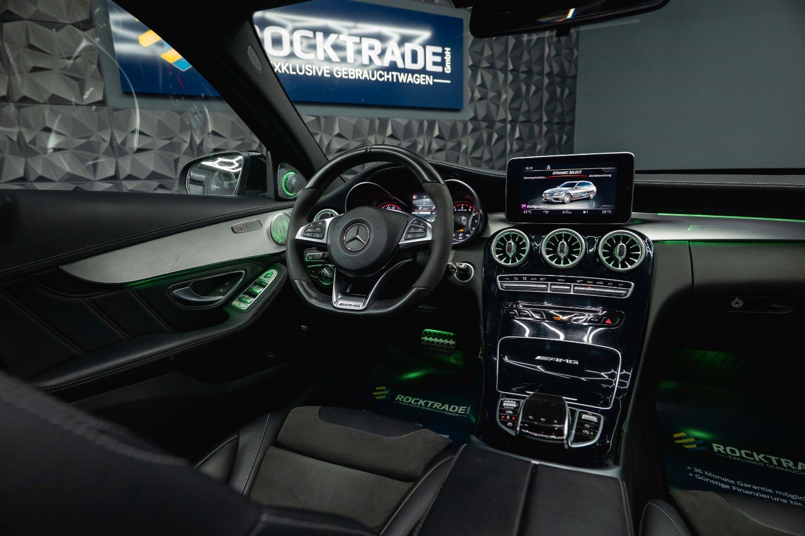 Fahrzeugabbildung Mercedes-Benz C 63 S T AMG Performance *Pano*Burmester*LED*