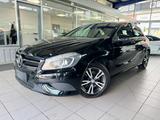 Mercedes-Benz A180 Style 7G-AUTOMATIK BIXENON KAMERA SHZ KLIMA - Mercedes-Benz A 180 mit Benzin-Antrieb
