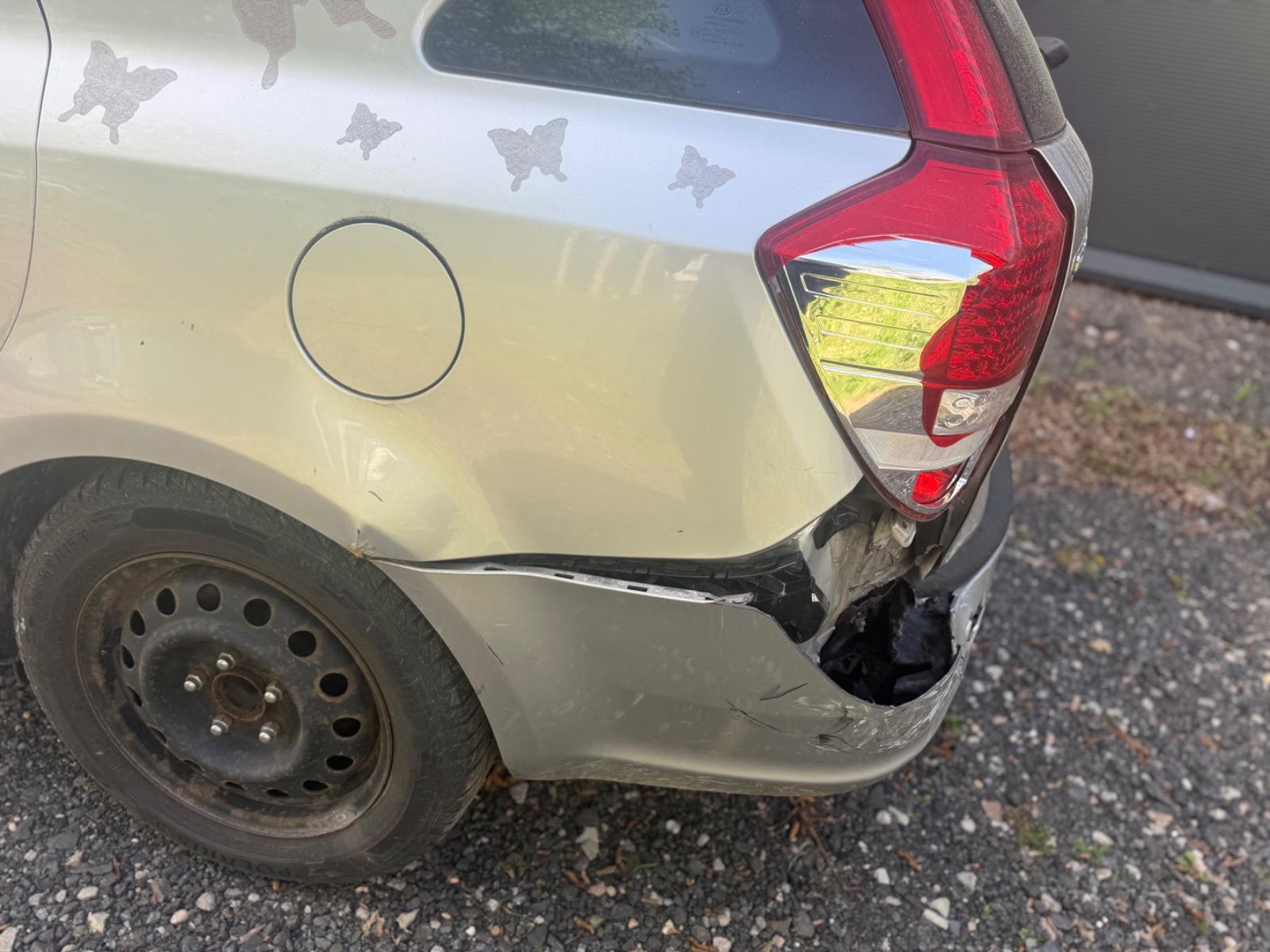 Kia cee'd 2012 — photo 13