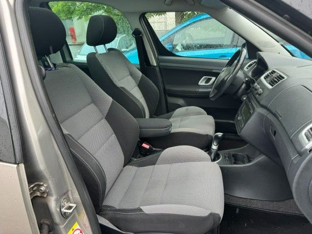 Fahrzeugabbildung SKODA Roomster Comfort PANORAMA KLIMA ALU