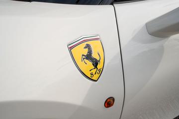 2015 Ferrari 488 GTB 缩略图 19