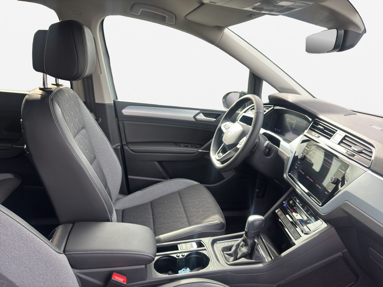 Volkswagen Touran - Bild 6