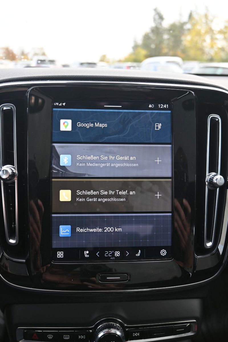 Fahrzeugabbildung Volvo C40 Plus BEV Twin Motor AWD*Pano*20 Zoll*STHZG*