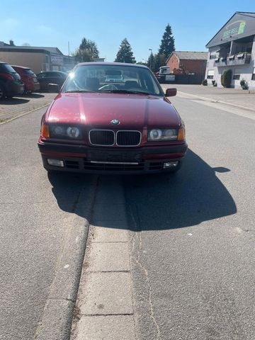 BMW 325