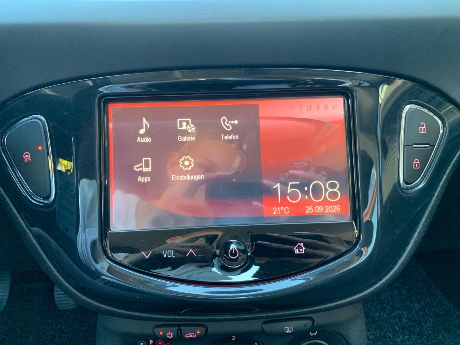 Fahrzeugabbildung Opel Corsa 1.4 Edition Allwetter
