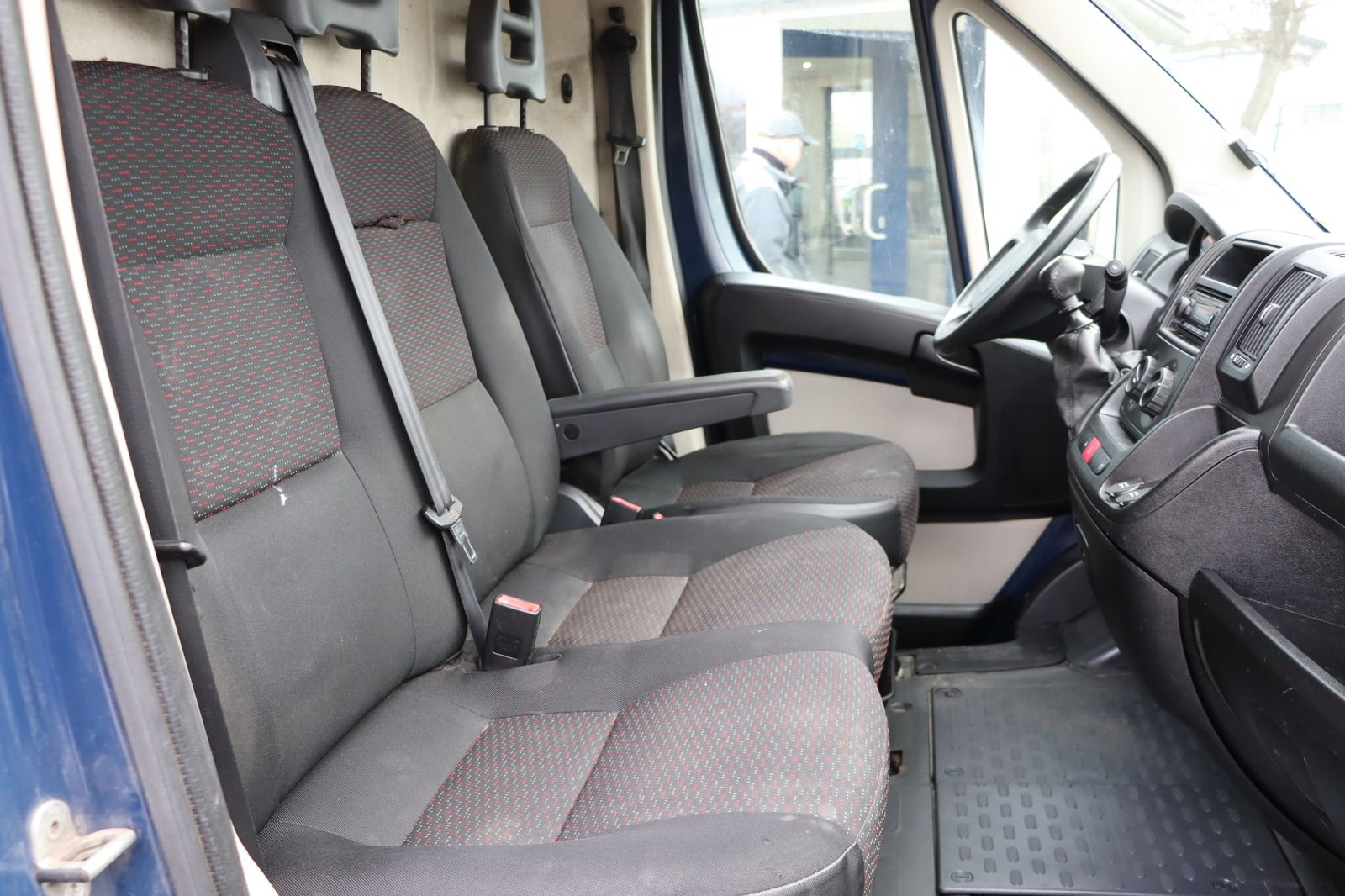 Fahrzeugabbildung Peugeot Boxer 2,2 HDi 110 Kasten L3 H2