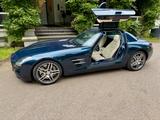 Mercedes-Benz SLS AMG / Daytona Blau / Designo / 1. Hand  - Mercedes-Benz SLS AMG: Coupé