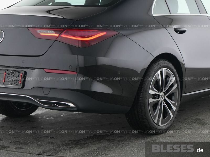 MERCEDES-BENZ CLA 180 – Bild 4