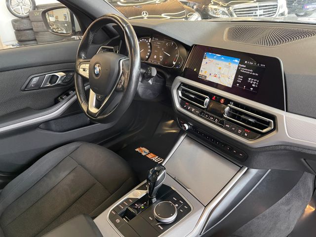 BMW 318d Touring  *1.HAND*19%MWST.*PANO*NOTRUFSYSTEM
