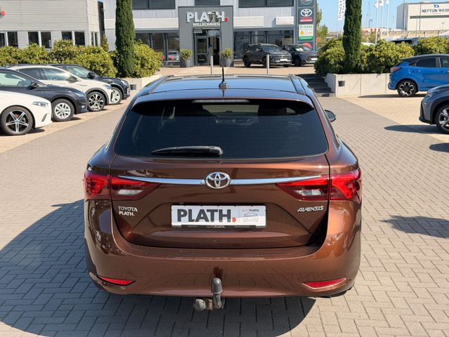 Toyota Avensis Touring Sports Business Edition