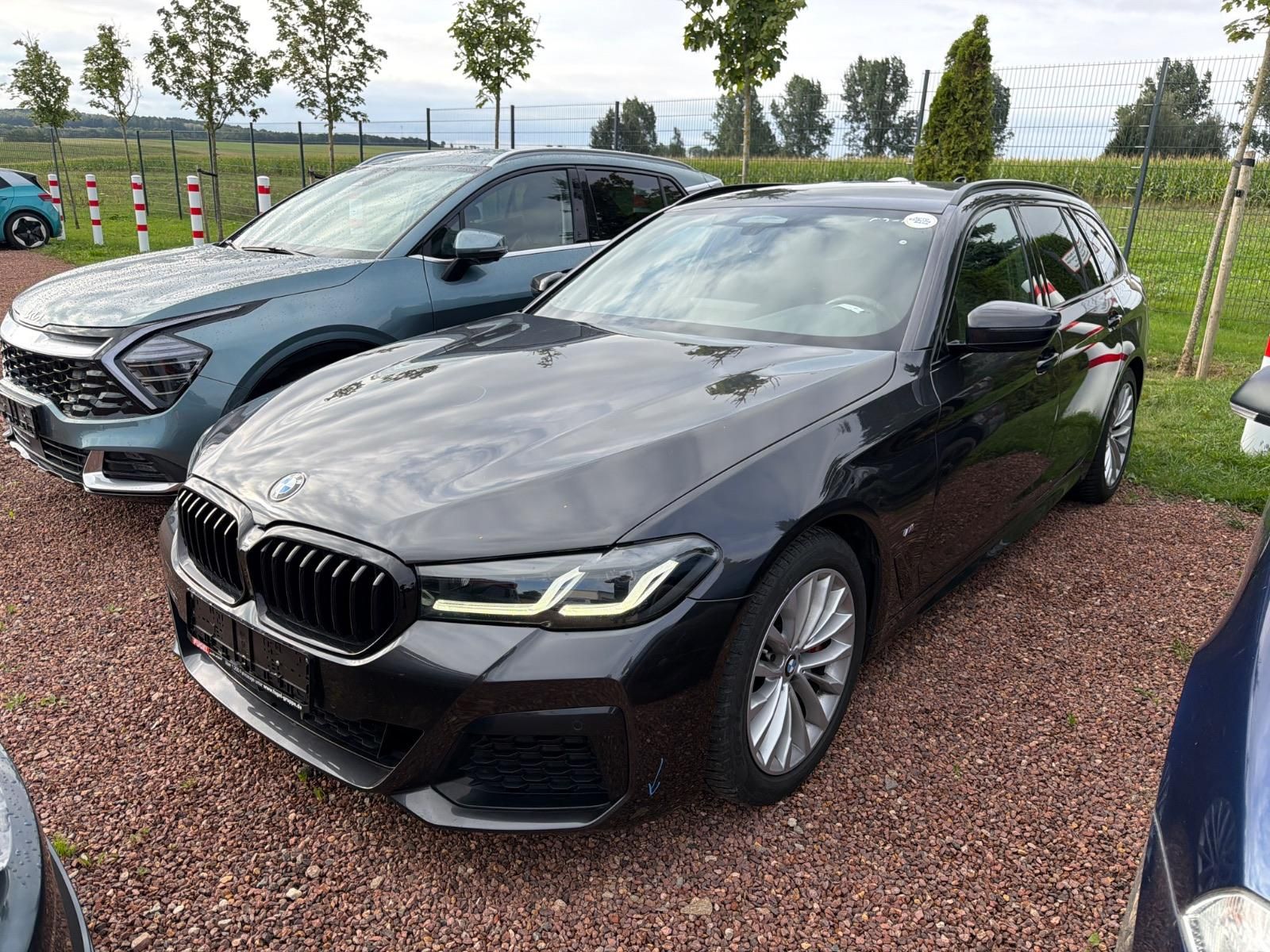 BMW 520d 2.0 M Sport xDrive Steptronic M Sport Pro|S foto 2