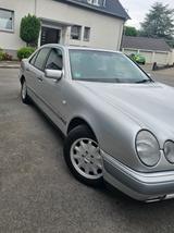 Mercedes-Benz 200 - Mercedes-Benz 200 aus 1999