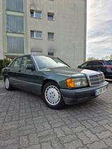 Mercedes-Benz Mercedes Benz  190 W201 2.5 D - Mercedes-Benz 190 mit Diesel-Antrieb: 2.5