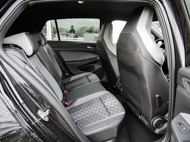 Golf VIII 2.0 TDI R-Line SHZ MATRIX-LED NAVI ACC
