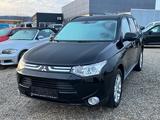 Mitsubishi Outlander 2.2 DI-D Intense ClearTec 4WD - Mitsubishi aus 2013