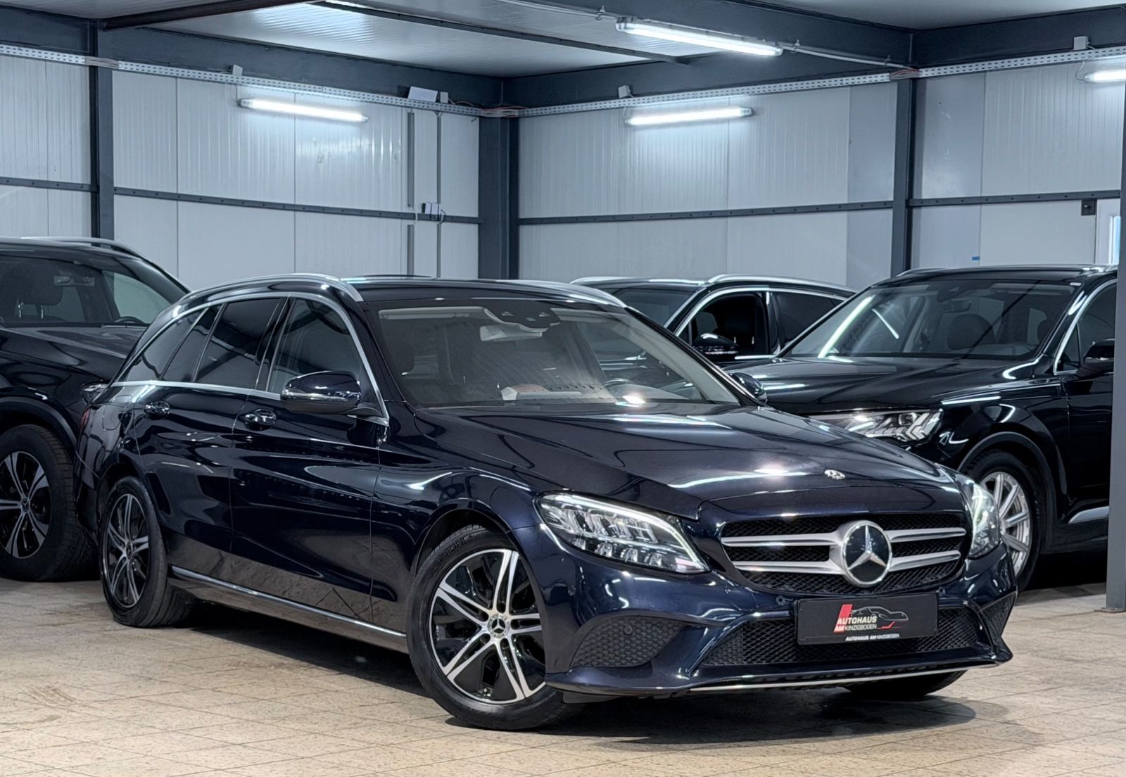 Mercedes Mercedes-Benz C 200d T AVANTGARDE*AHK*DAB*PARK*1.H