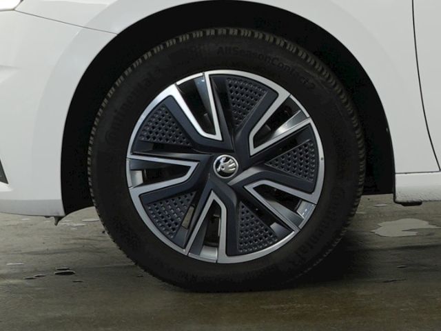 Fabia TSI TOUR+SITZHEIZUNG+LED LICHT+PARKPILOT V