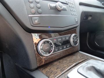 Bild 13 Mercedes-Benz C 200 C -Klasse Lim. C 200 Kompressor