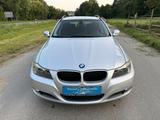 BMW 320. Tüv neu / Top Zustand - BMW aus 2008: Kombi