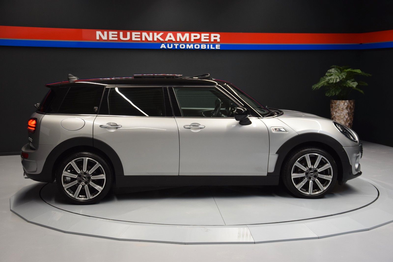 Fahrzeugabbildung MINI Cooper S Clubman Yours Trim H&k Pano Memory HuD