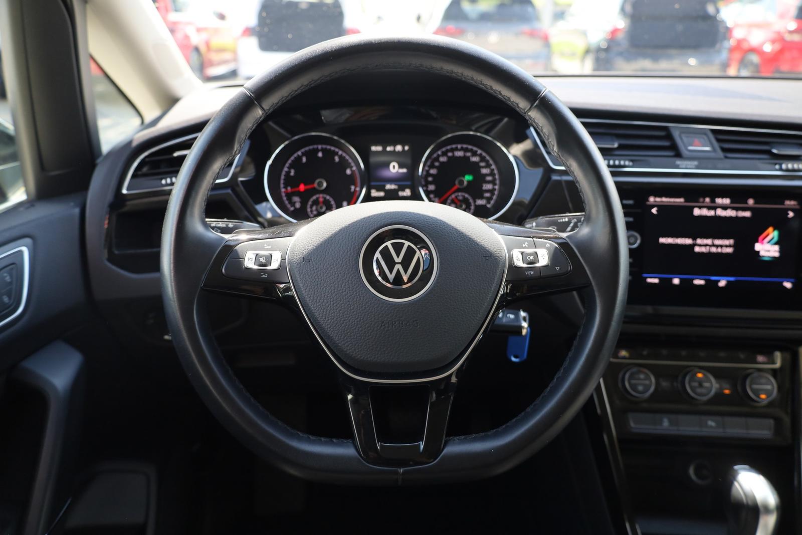Volkswagen Touran 1.5 TSI DSG Highline LED Navi Sitzheizung, миниатюра 18