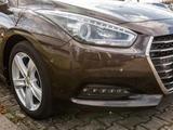 Hyundai i40 Kombi+LICHTPAKET+SHZ+NAVI+BI-XENON+EL.HECKKL - Hyundai i40 mit Benzin-Antrieb