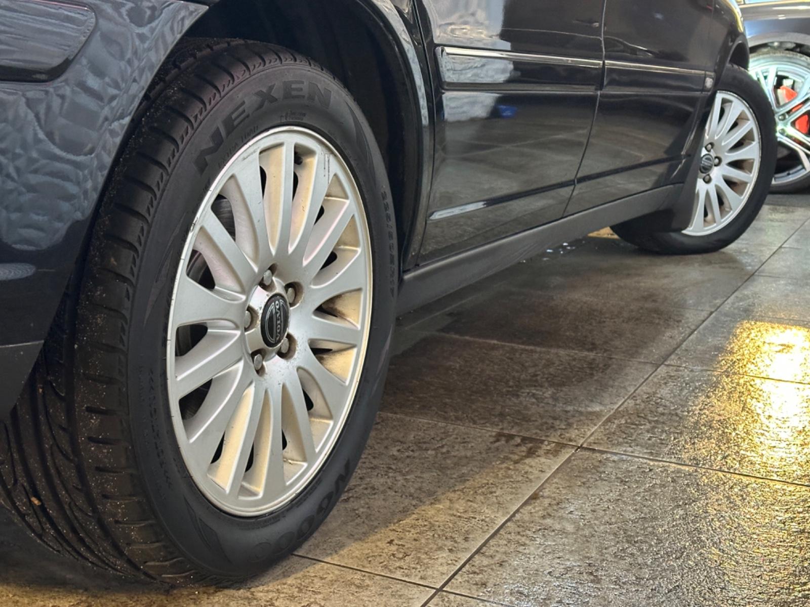 Volvo S80 2.4 5 cylindres 170 ch – BVA – Cuir – Xenon – 134 865 km