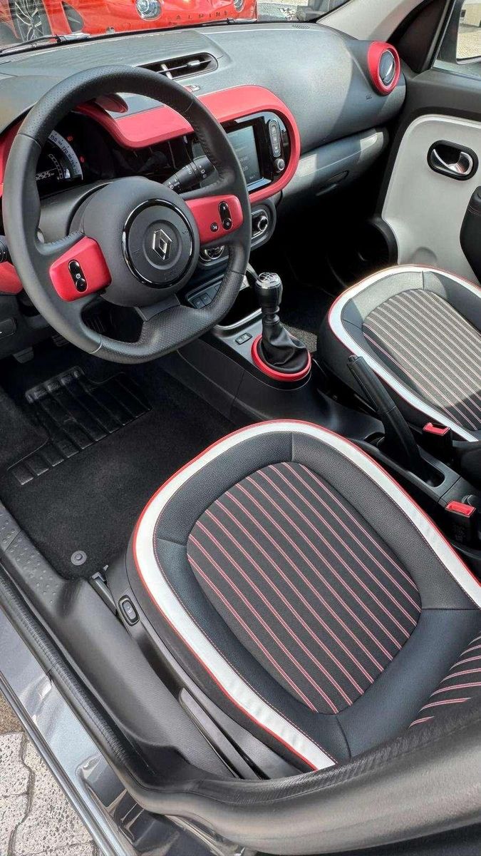 Fahrzeugabbildung Renault Twingo Intens TCe 90