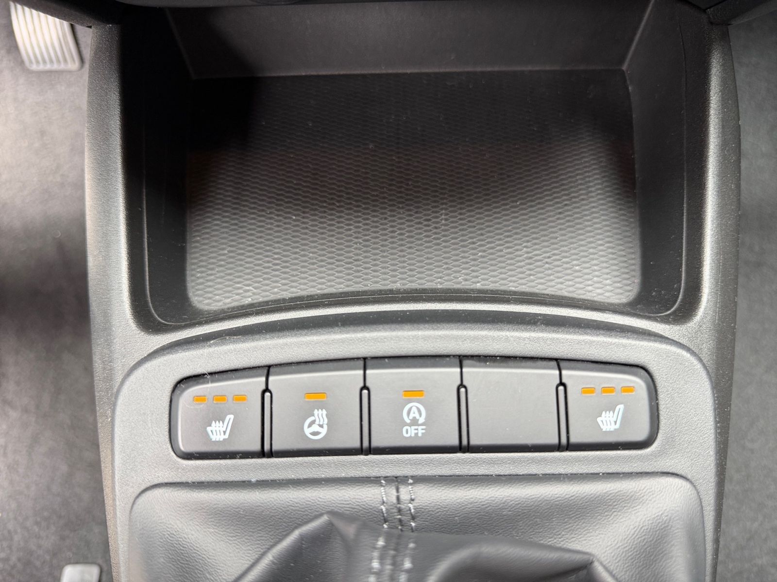 Fahrzeugabbildung Hyundai i10 1.0 Edition 30 Sitzheizung 1Hd