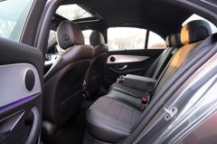 Fahrzeugabbildung Mercedes-Benz E 300 e Lim. Avantgarde 360-Kam Navi LED SHZ SD