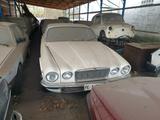 Jaguar XJ6 4.2*180 KW*2 Vergaser*4 Gang*Overshift - Jaguar XJ6: Limousine, 4.2