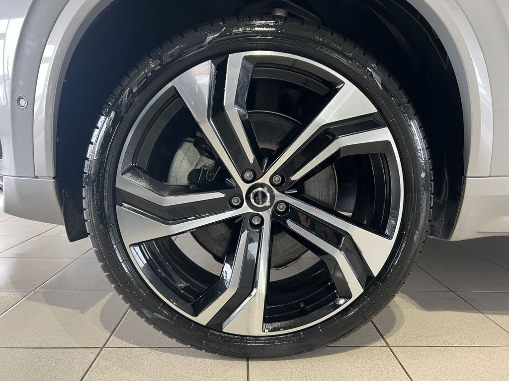 Volvo XC90 T8 Ultra Dark Recharge AWD Massage B&W 22''