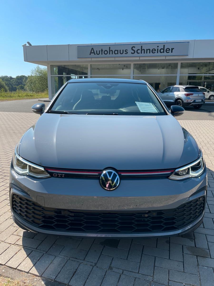 Volkswagen Golf 2.0 GTI