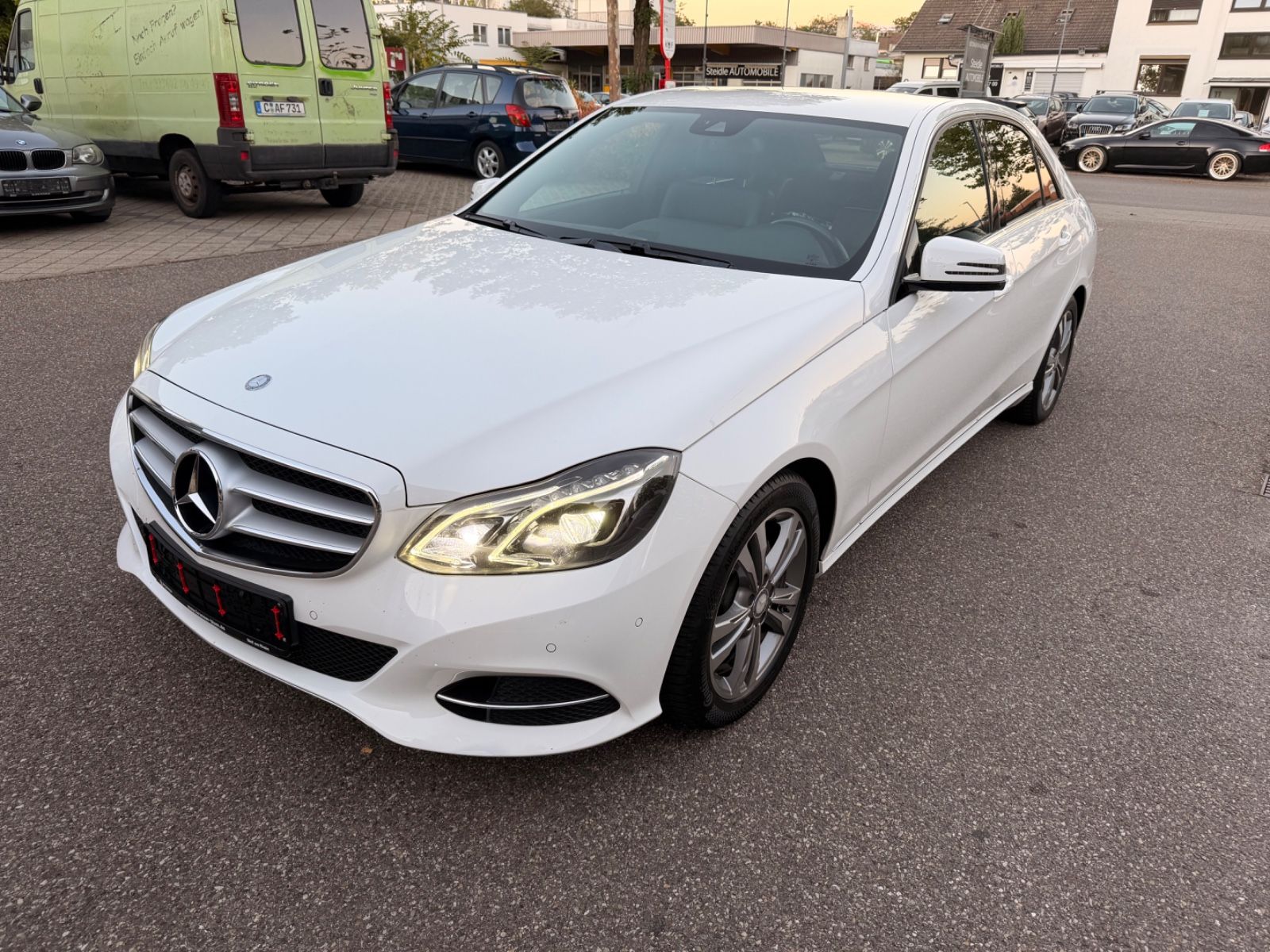 Mercedes E 200 - 1