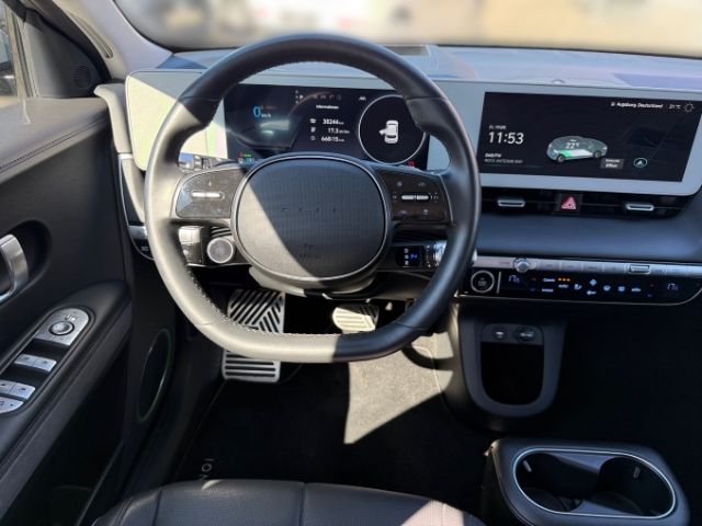 Fahrzeugabbildung Hyundai IONIQ 5 Uniq Elektro 77 +LEDER+NAVI+LED+RFK+UVM+