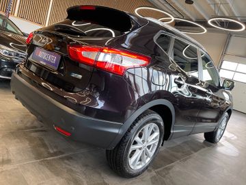 Nissan Qashqai Tekna *PANO*NAVI*360°*AHK*LED*PDC*TEMPO*