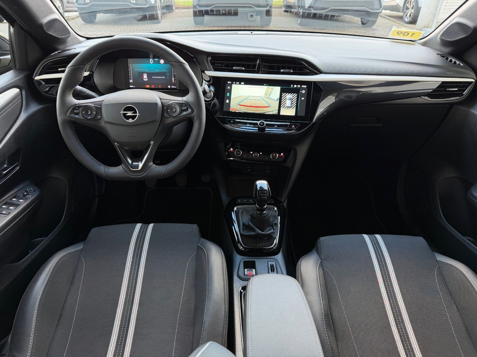 Fahrzeugabbildung Opel Corsa F 1.2 Turbo GS KlimaA,LED,Navi,SHZ,Kam.,LM