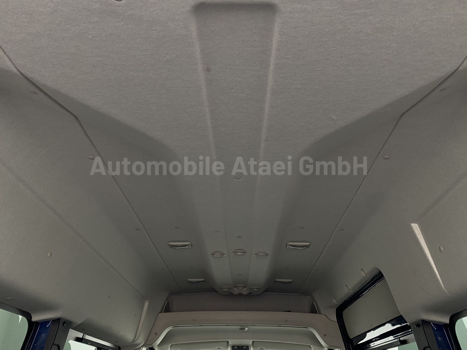 Fahrzeugabbildung Fiat Ducato 140 Erdgas Kombi MAXI 9-SITZE (4012)