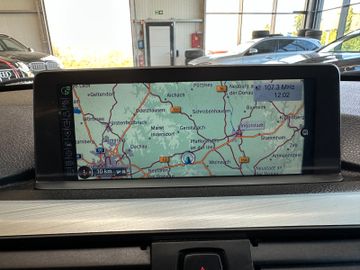 MYAUTOCENTER – Gebraucht- und Jahreswagen mit Werkstattservice in Pfaffenhofen BMW 320 *HARMANKARDON*HUD*TOTWASSIST*AHK*TEMPO*NAVI*