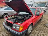 Mercedes-Benz 200 T-Modell LEDER Automatik - Mercedes-Benz 200: Rot, Leder