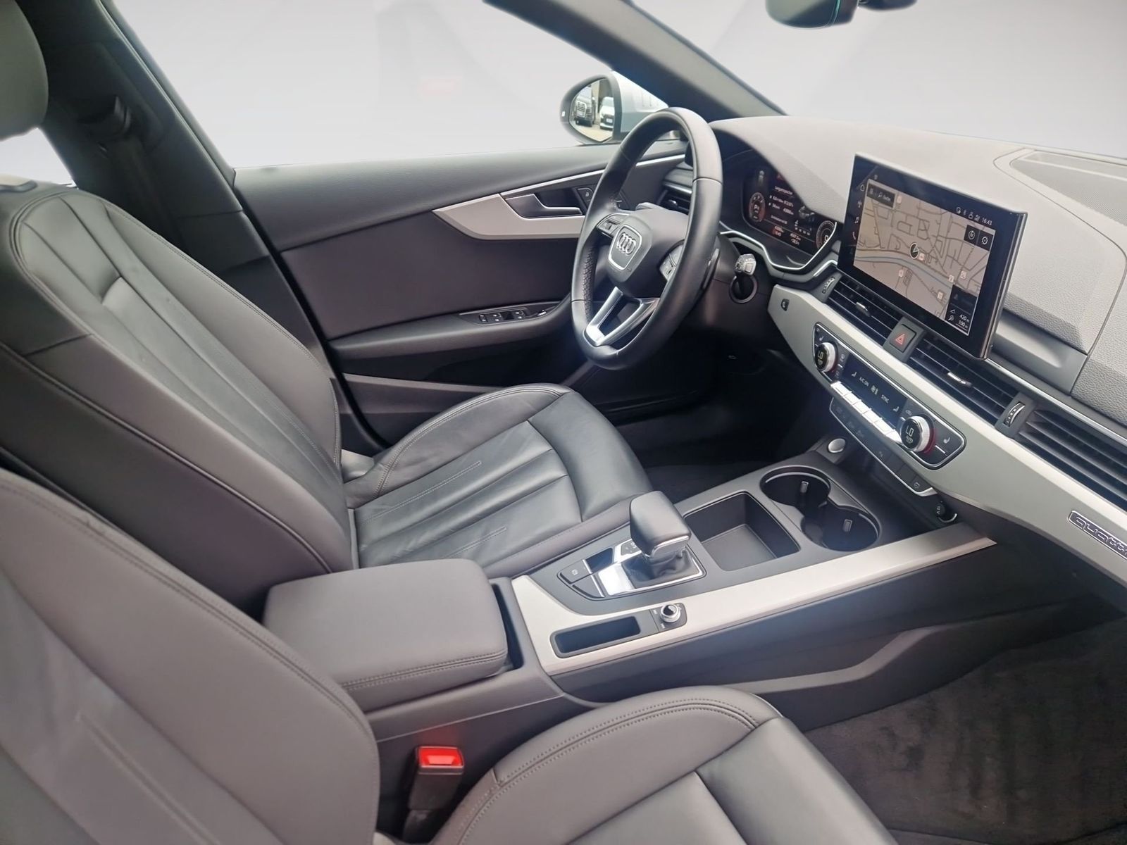 Audi A4 - Bild 9