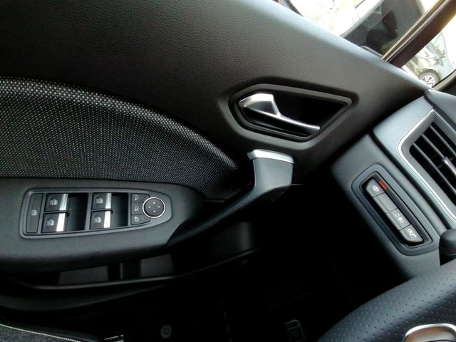 Renault Captur Techno Mild Hybrid 160 EDC