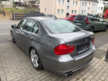 BMW 325 - 4