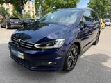 Volkswagen Touran Highline 1.5 TSI DSG/ACC/LED/NAVI/8xALU - Volkswagen Touran aus 2020