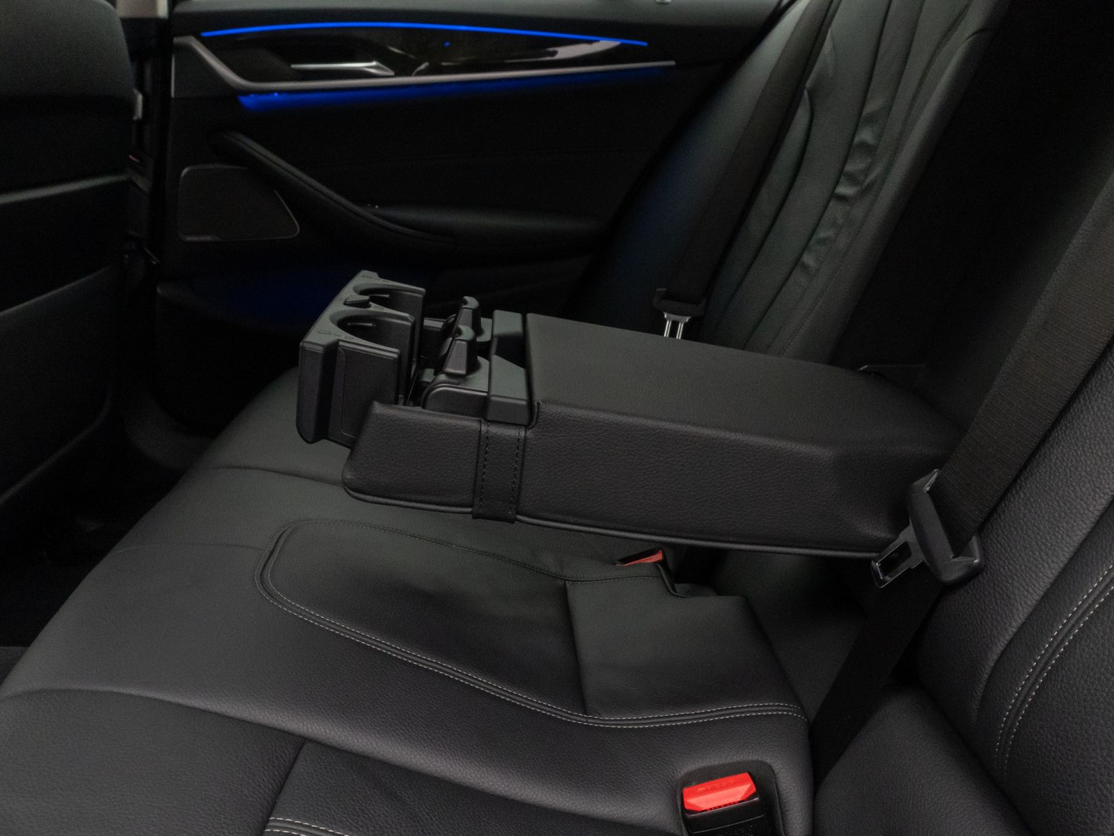 Fahrzeugabbildung BMW 530d xD SportLine 360°HUD DAB H/K 4xKlima Komfor