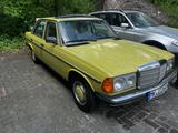 Mercedes-Benz 200 W123 Limousine / Elektr. Schiebedach - Mercedes-Benz 200 in Dortmund