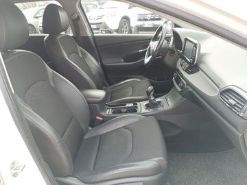 Hyundai i30 - 12